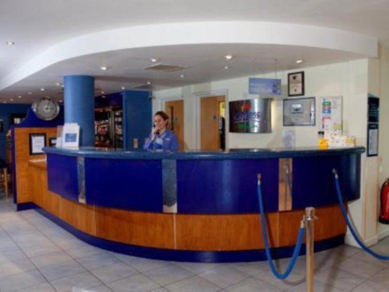 Travelodge London Stratford Hotel Exterior foto