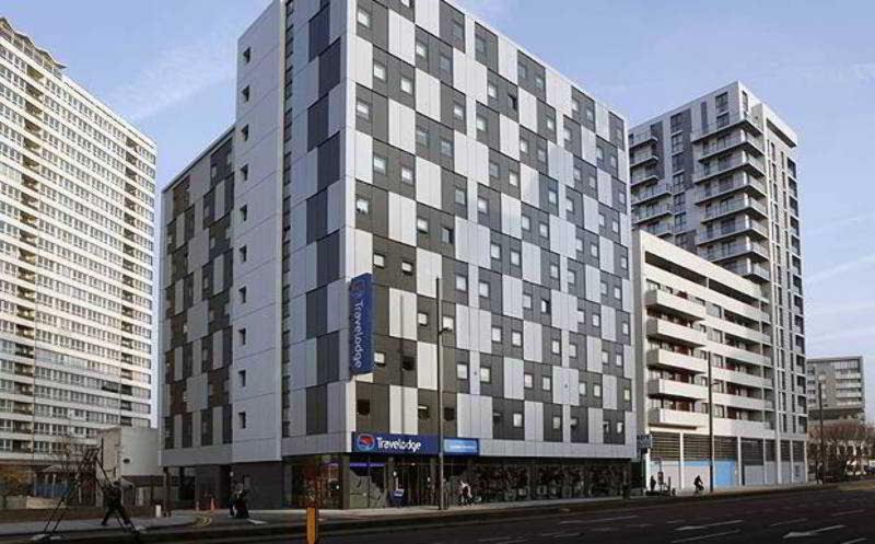 Travelodge London Stratford Hotel Exterior foto