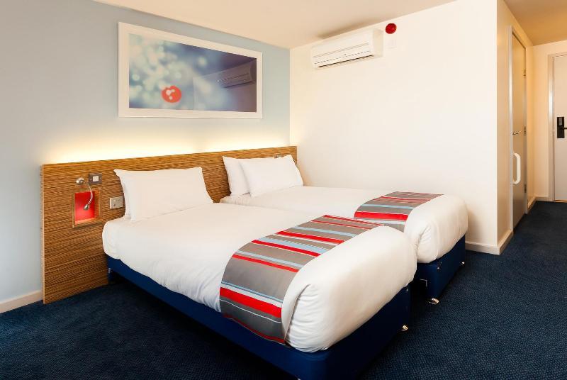 Travelodge London Stratford Hotel Exterior foto